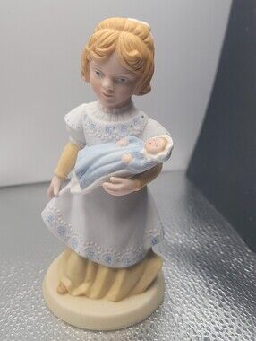 "A Mother's Love" 1981 Avon Porcelain Figurine 5.5" Woman & Baby Mothers Day VTG